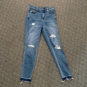 Distressed Skinny Jeans